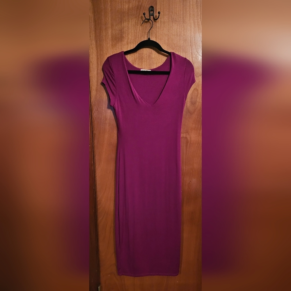 See You Monday Fuchsia Bodycon Midi Dress V-Neck Cap Sleeve